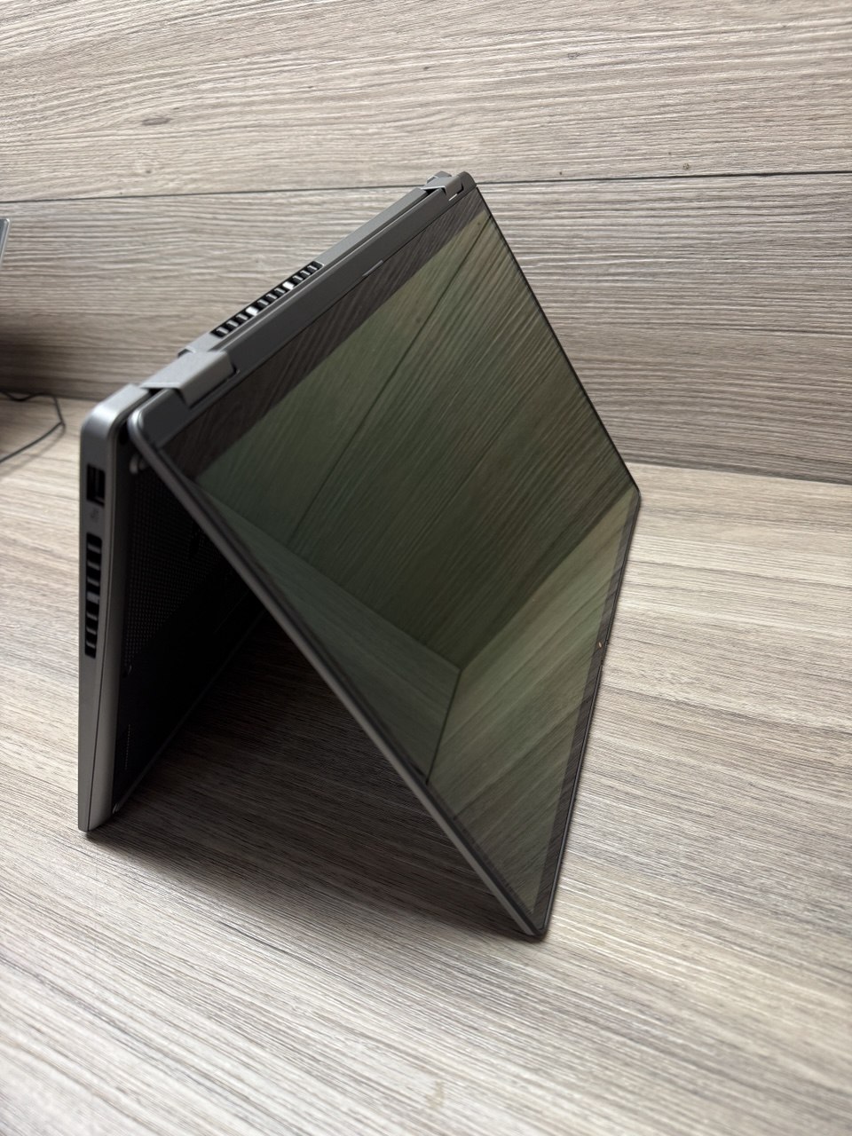 ASUS Vivobook Flip 14 OLED 2-in-1 Laptop Core Ultra 5 16GB 512GB TP3407SA 16